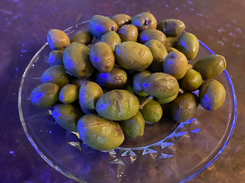 צלוחית זיתים
